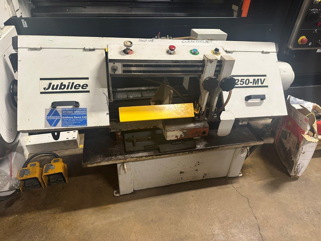 Horizontal Bandsaws/Used Jubilee 250MV Horizontal Bandsaw (4567)