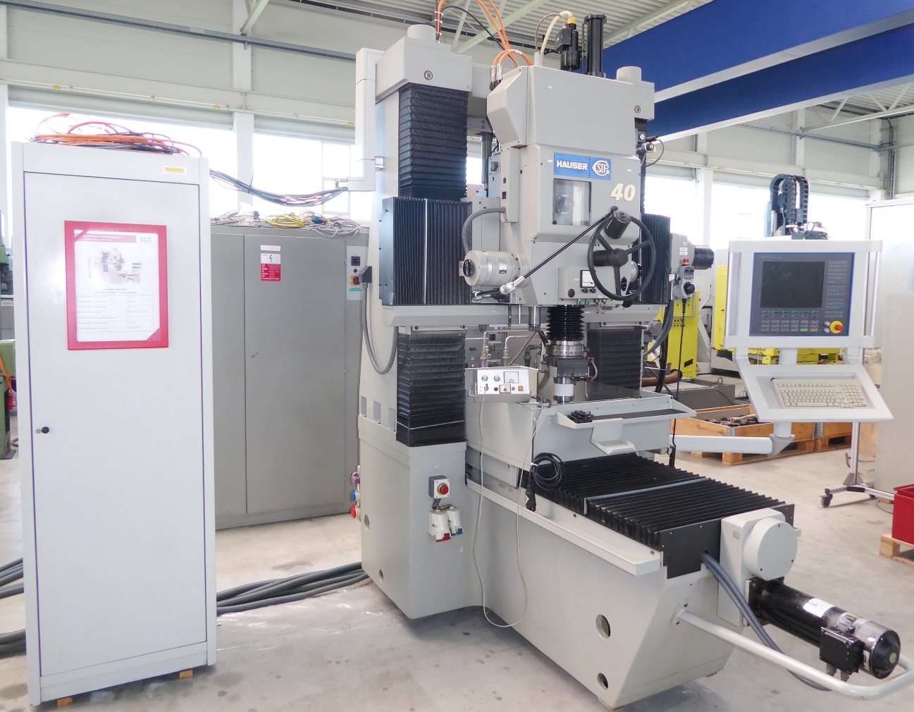 Internal Grinders/HAUSER(CH) S 40 - CNC with ADCOS CNC 400