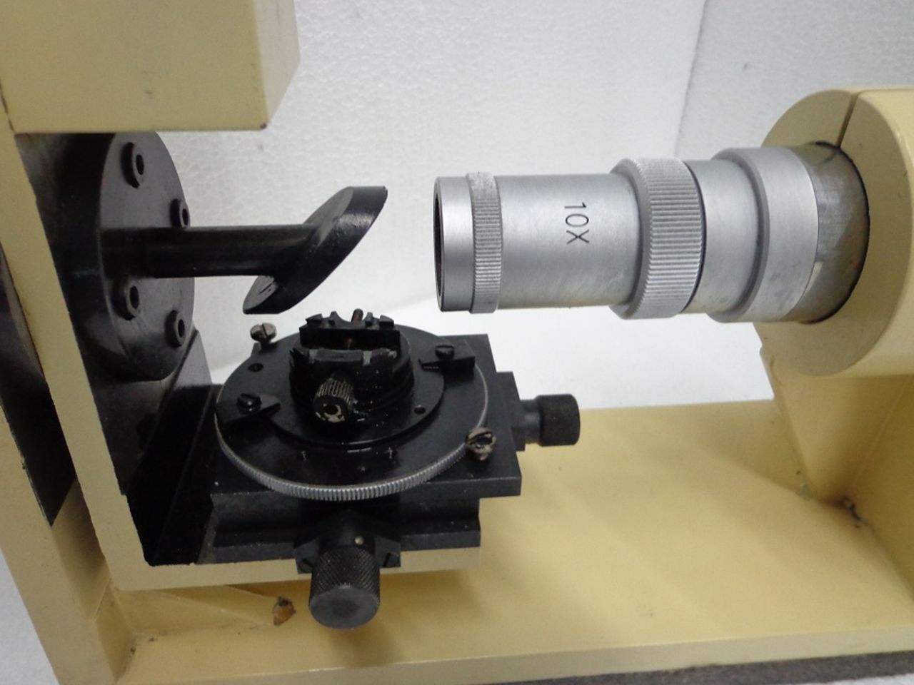 Miscellaneous/HORIZONTAL MICROSCOPE ISOMA TYPE H