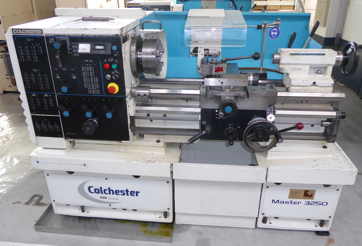 Lathes (CNC and Manual)/COLCHESTER(GB) MASTER V/S 3250