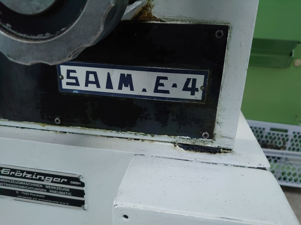 Surface Grinders/SAIM E - 4