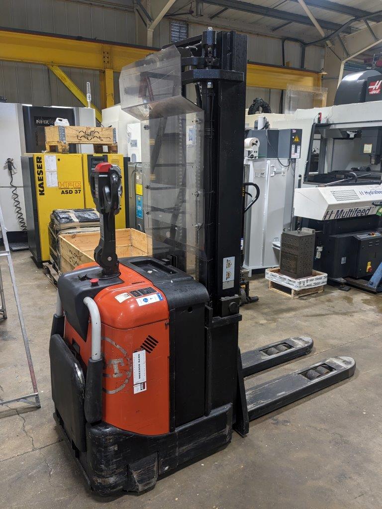Forklifts and Cranes/Toyota BT Staxio Pedestrian Forklift (4278)