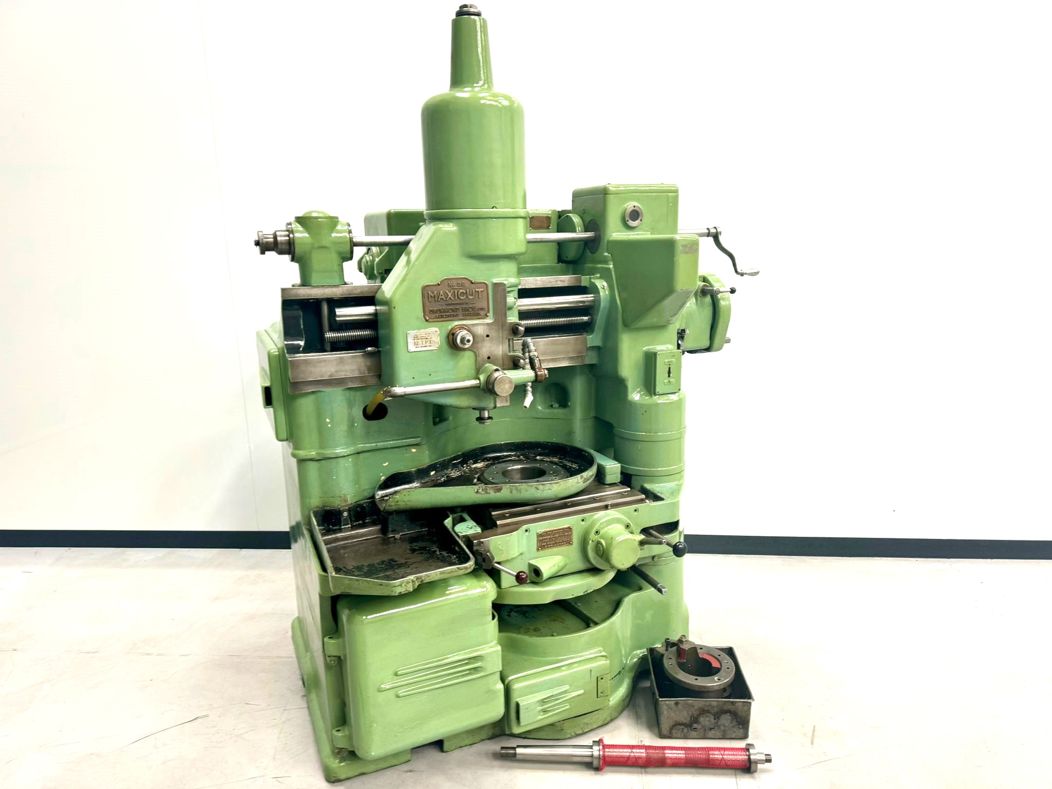 Gears Machining/MAXICUT 3A Gear Shaping Machine with Spur & Helical Guides, 6” Riser Block & Change Gears