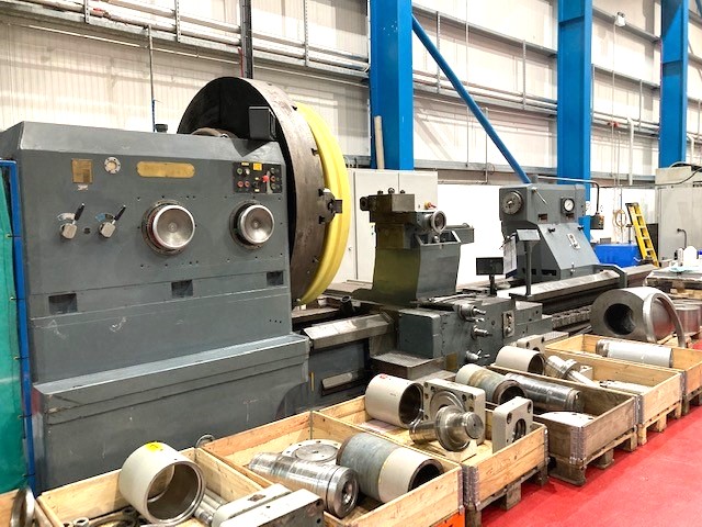 Lathes General/POREBA TCG200 x 5000mm Between Centres Heavy Duty Centre Lathe.