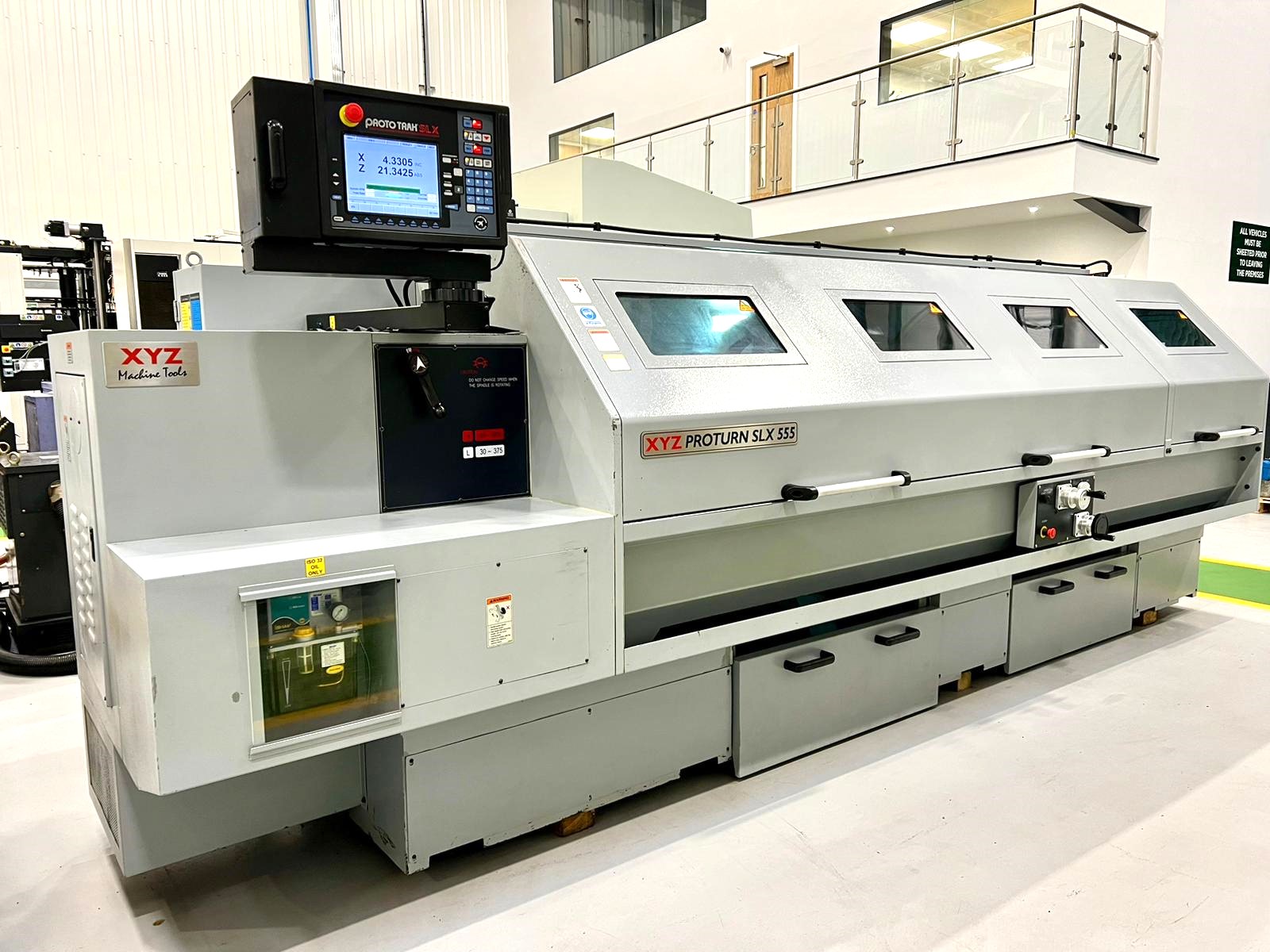 CNC Lathes/XYZ SLX 555 x 3000mm Between Centres CNC Lathe with Prototrak SLX Control.