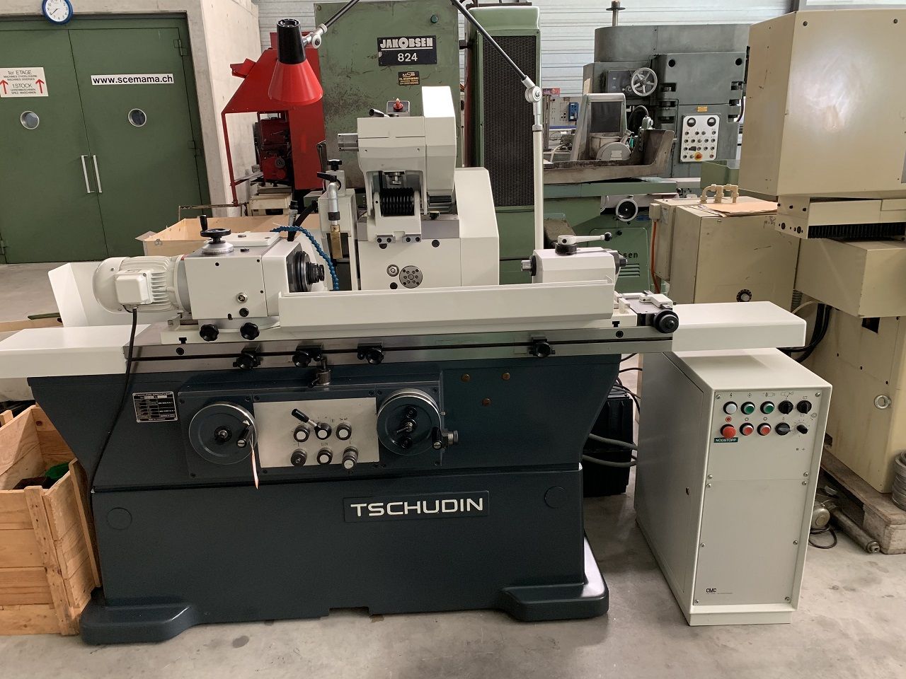 Cylindrical Grinders/CYLINDRICAL GRINDING MACHINE TSCHUDIN HTG-610