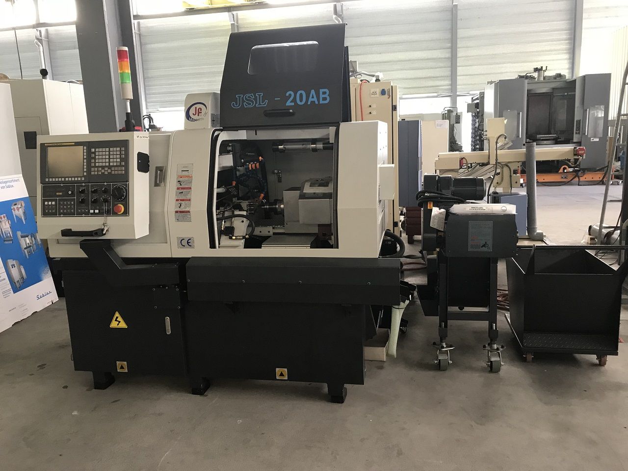 Automatics (General)/AUTOMATIC CNC-LATHE JINN FA TYPE JSL-20AB