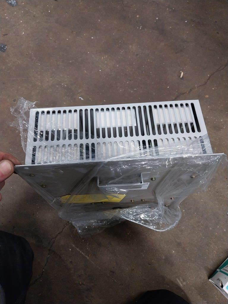 Miscellaneous/Mitsubishi spindle drive braking resistor unit (4508)