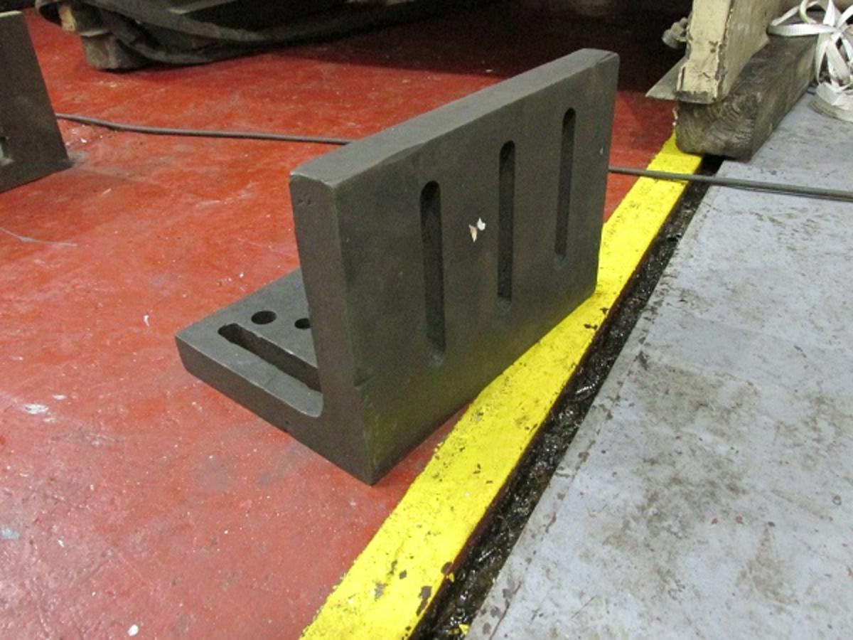 Miscellaneous/Angle Plate