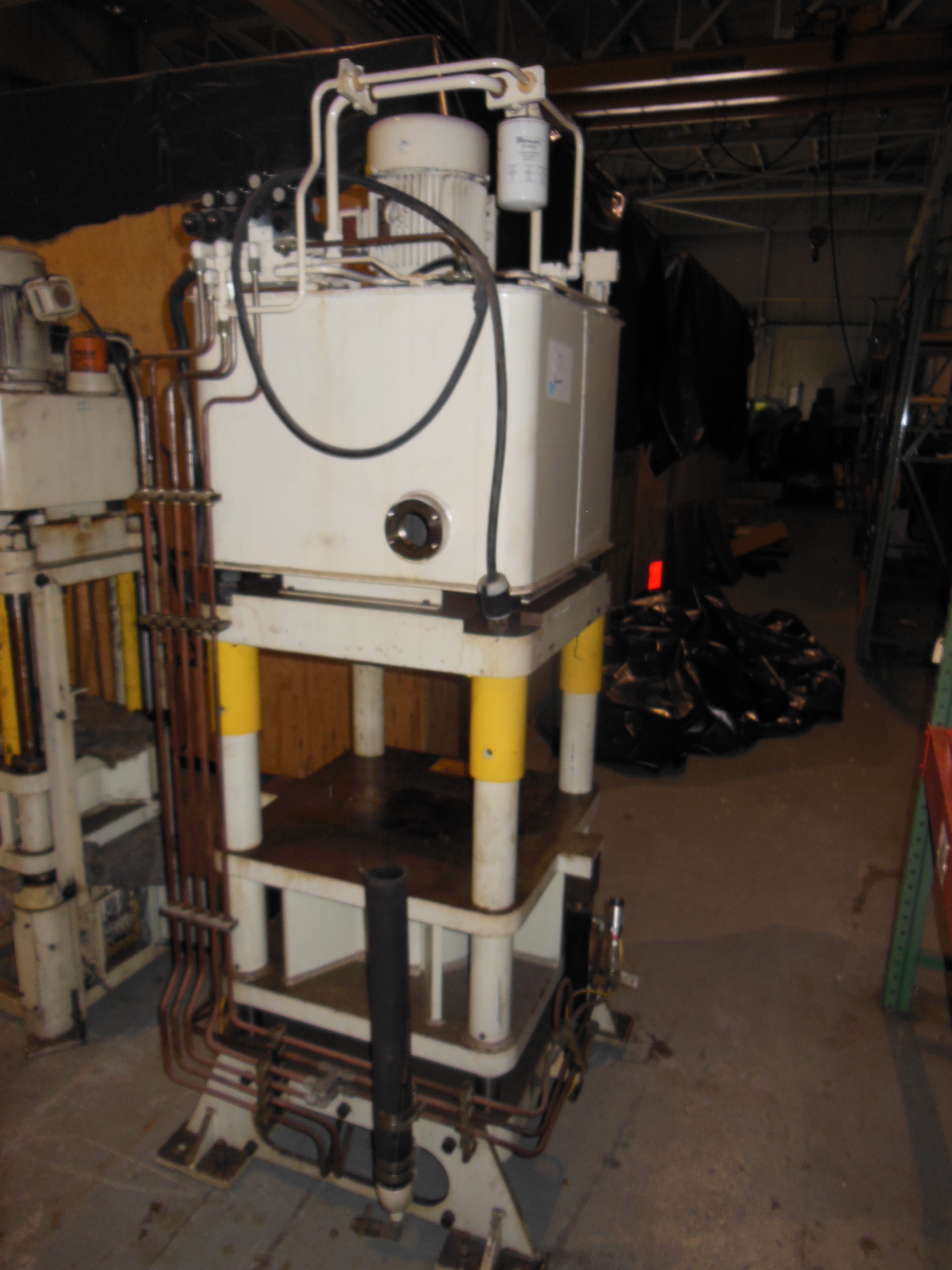 Hydraulic Presses/FISHER DYNAMICSAJF-7