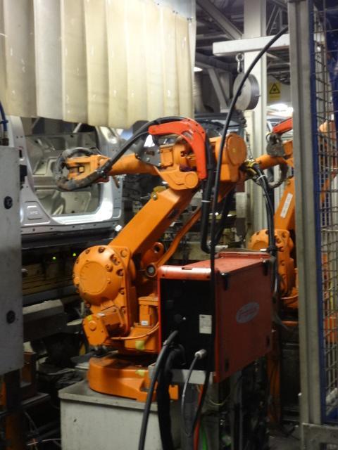 Robots/ABB IRB 2400