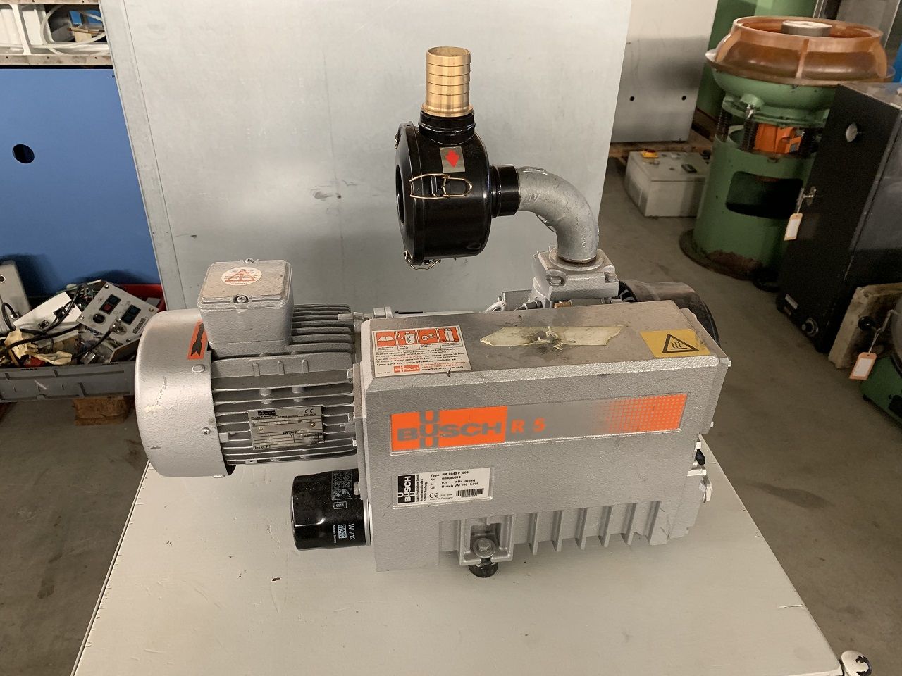 Miscellaneous/VACUUM PUMP BUSCH TYPE RA-0040 F