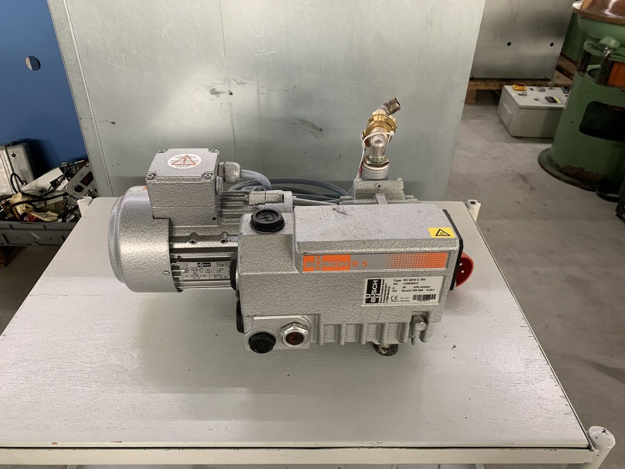 Miscellaneous/VACUUM PUMP BUSCH TYPE RA-0010 C