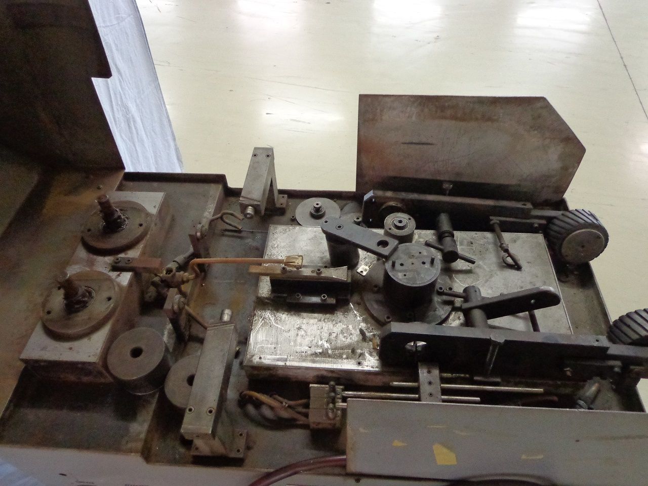 Miscellaneous/BURNISHING MACHINE MONNIER+ZAHNER TYPE 275