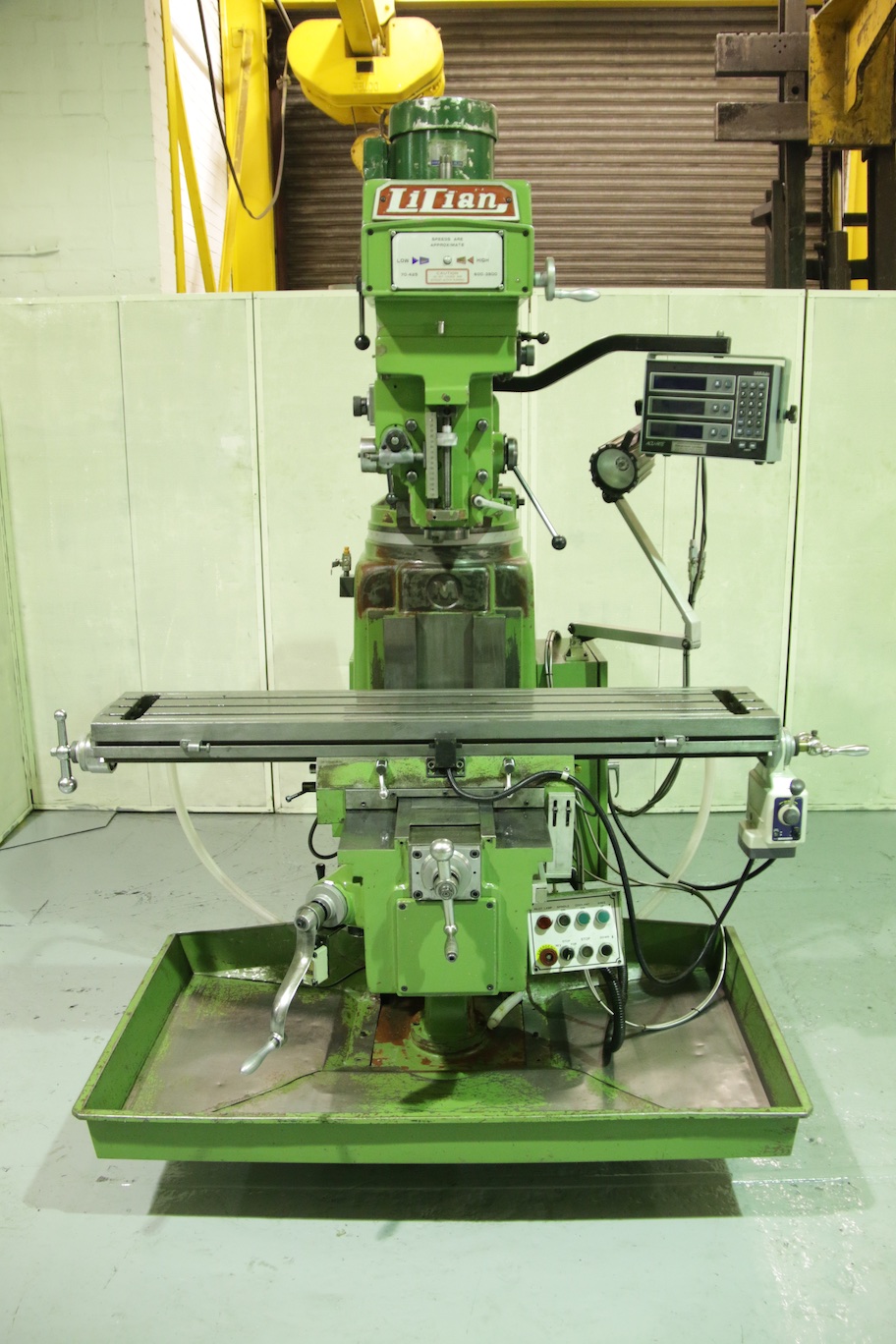 Turret Mill/Lilian 5VH Turret Milling Machine