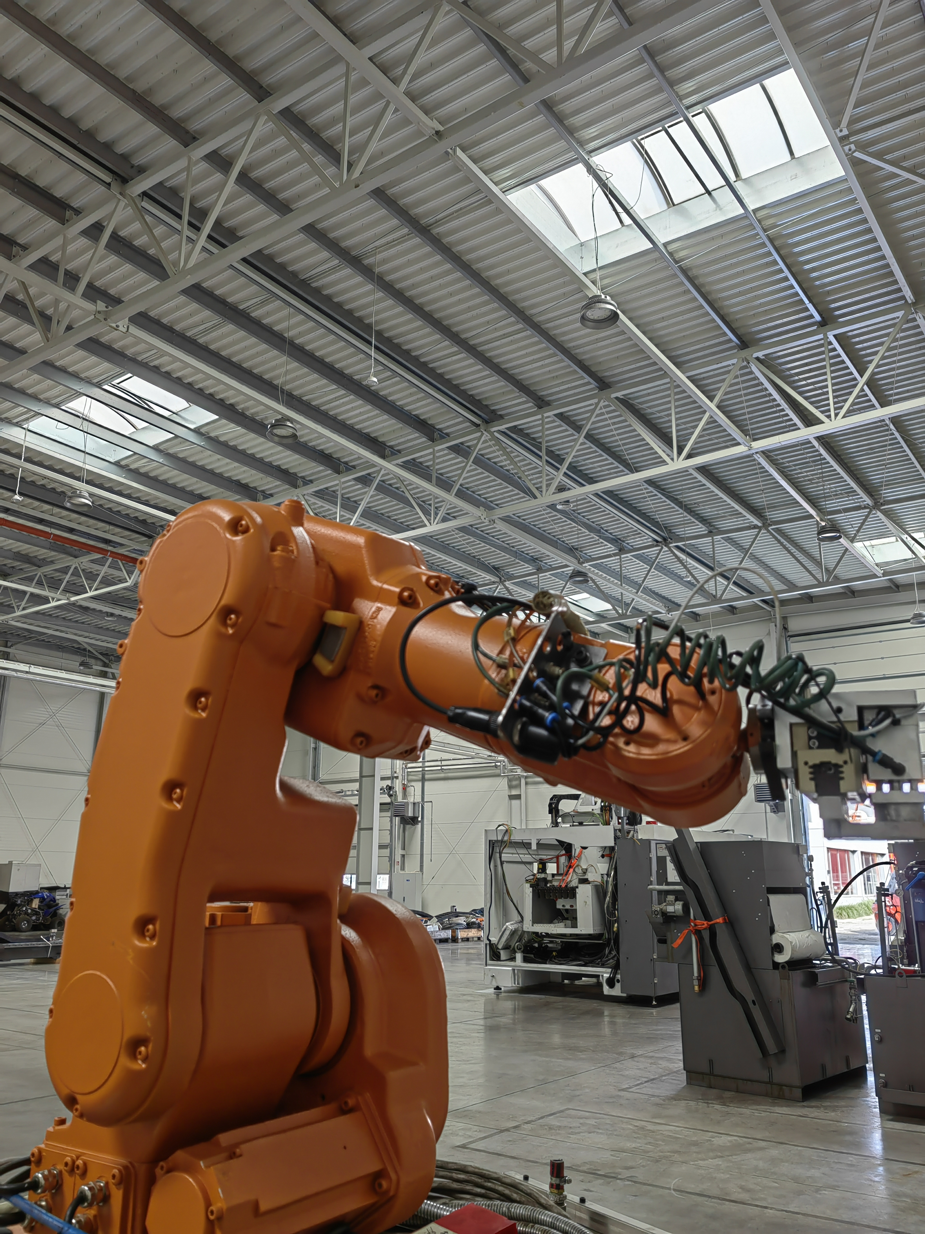 Robots/ABB IRB 140 6-axis robot