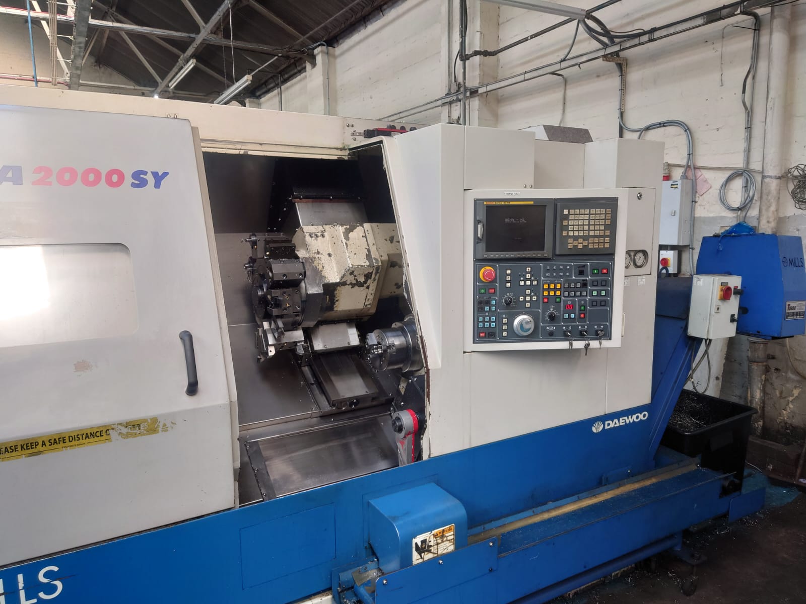 CNC Lathes/Used Doosan Puma 2000SY CNC Turning Centre (4244)