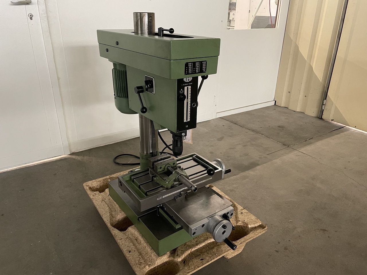 Drilling/DRILLING MACHINE ACIERA TYPE 13