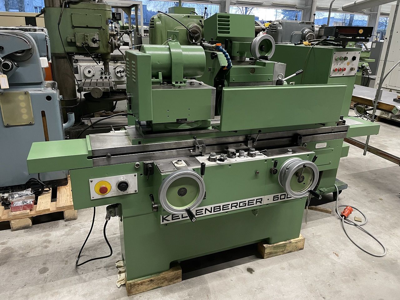 Cylindrical Grinders/CYLINDRICAL GRINDING MACHINE KELLENBERGER TYPE 600-U