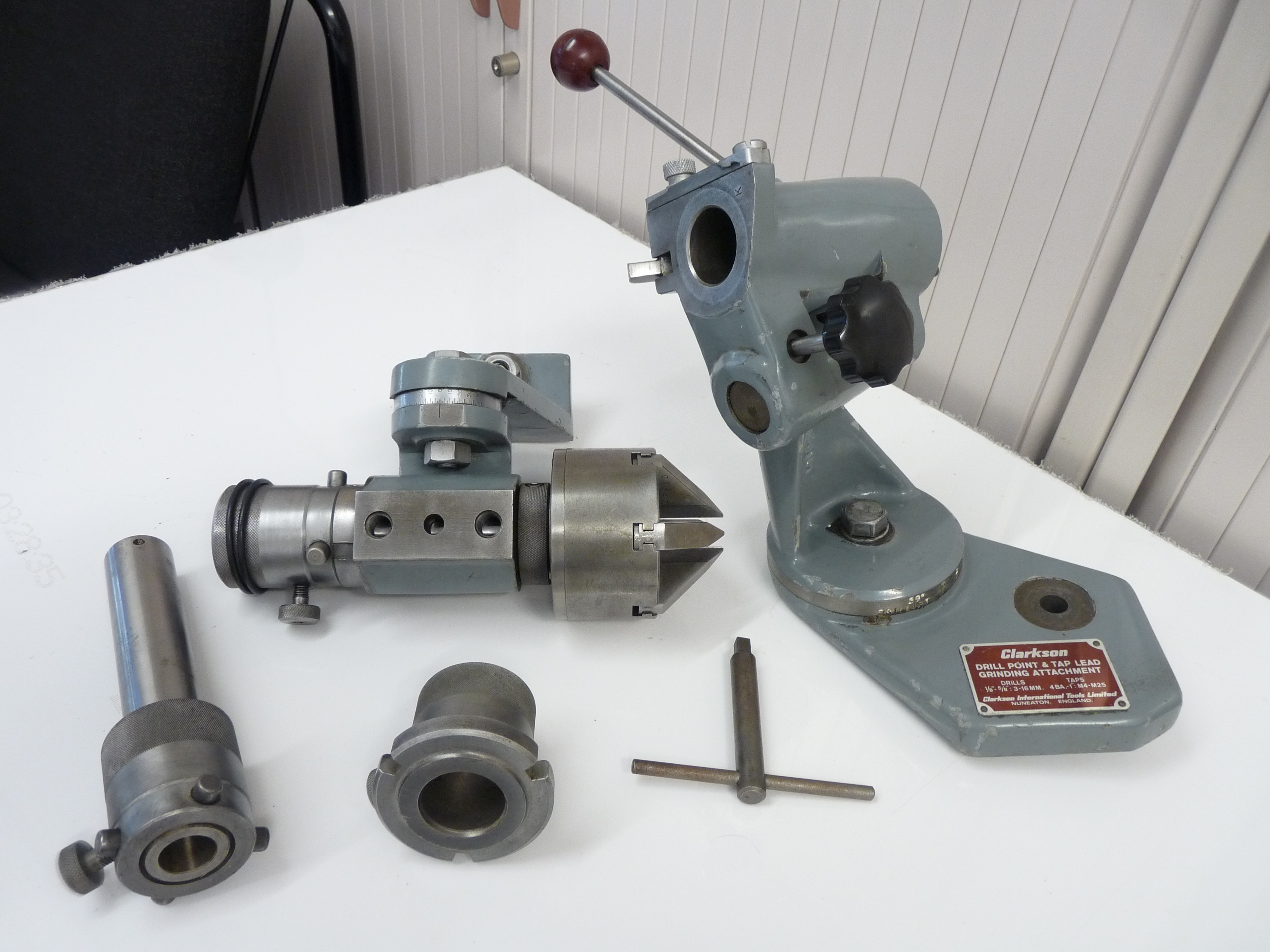 Grinding/Clarkson MK II Tool & Cutter Grinder WITH TOOLING - L21005.05