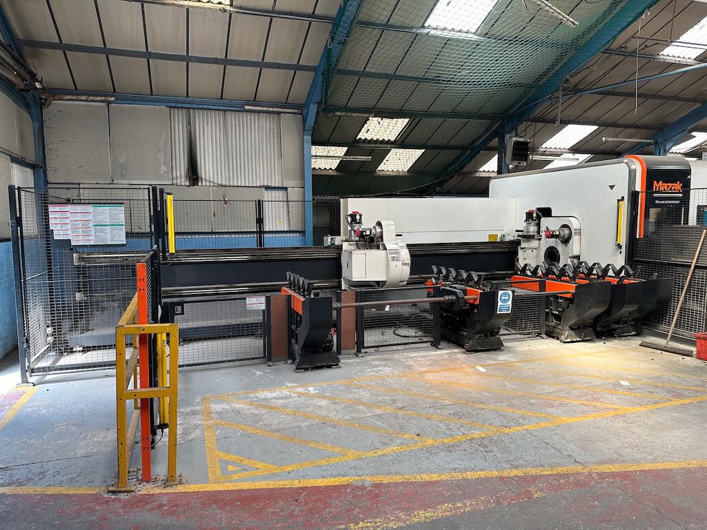 Laser Cutting/Fabri-gear 220 II 2.5kW 7 Axis Laser Tube Cutter