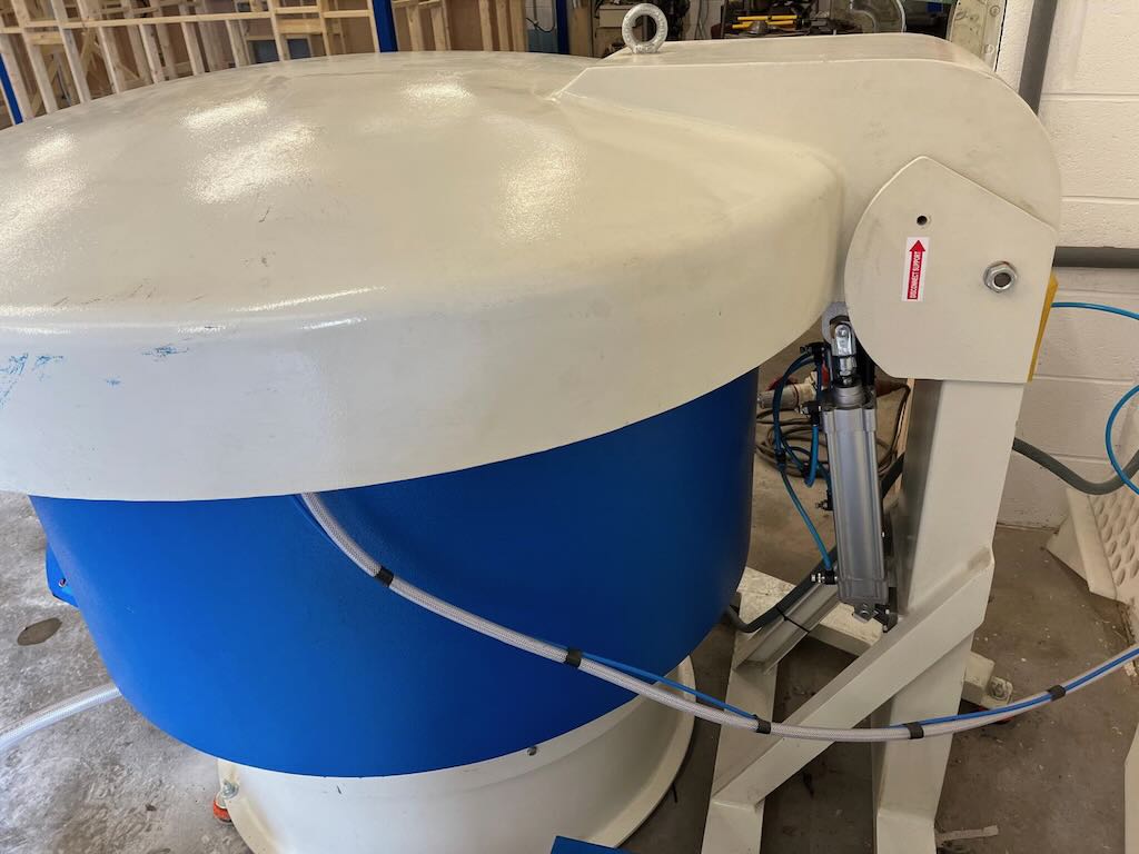 Finishing/EVP-A 350 Litre Vibratory Bowl Finishing Machine