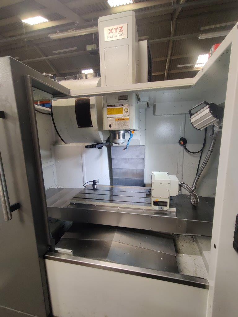 Vertical Machining Centres/Used XYZ 1000LR CNC Vertical Machining Centre (4589)