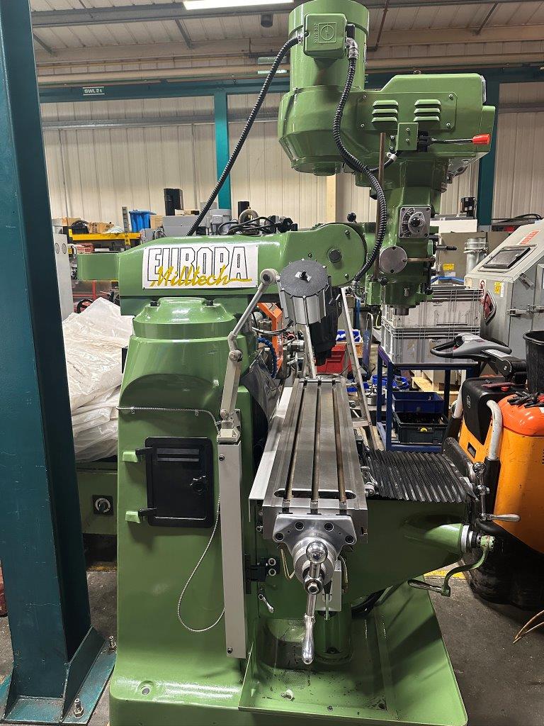 Turret Mill/Used Europa 2000VS Turret Mill (4580)