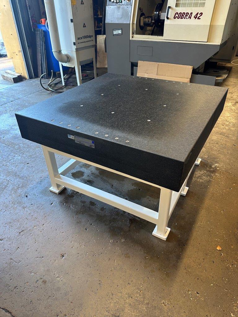 Other Machines/Used Granite Table 4ft (1,220mm) x 4ft (1,220mm) x 760mm high (4623)