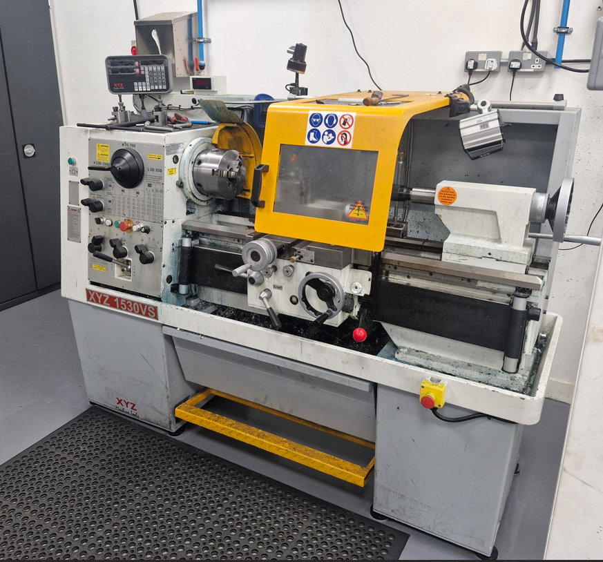 Lathes (CNC and Manual)/XYZ 1530VS Gap Bed Centre Lathe