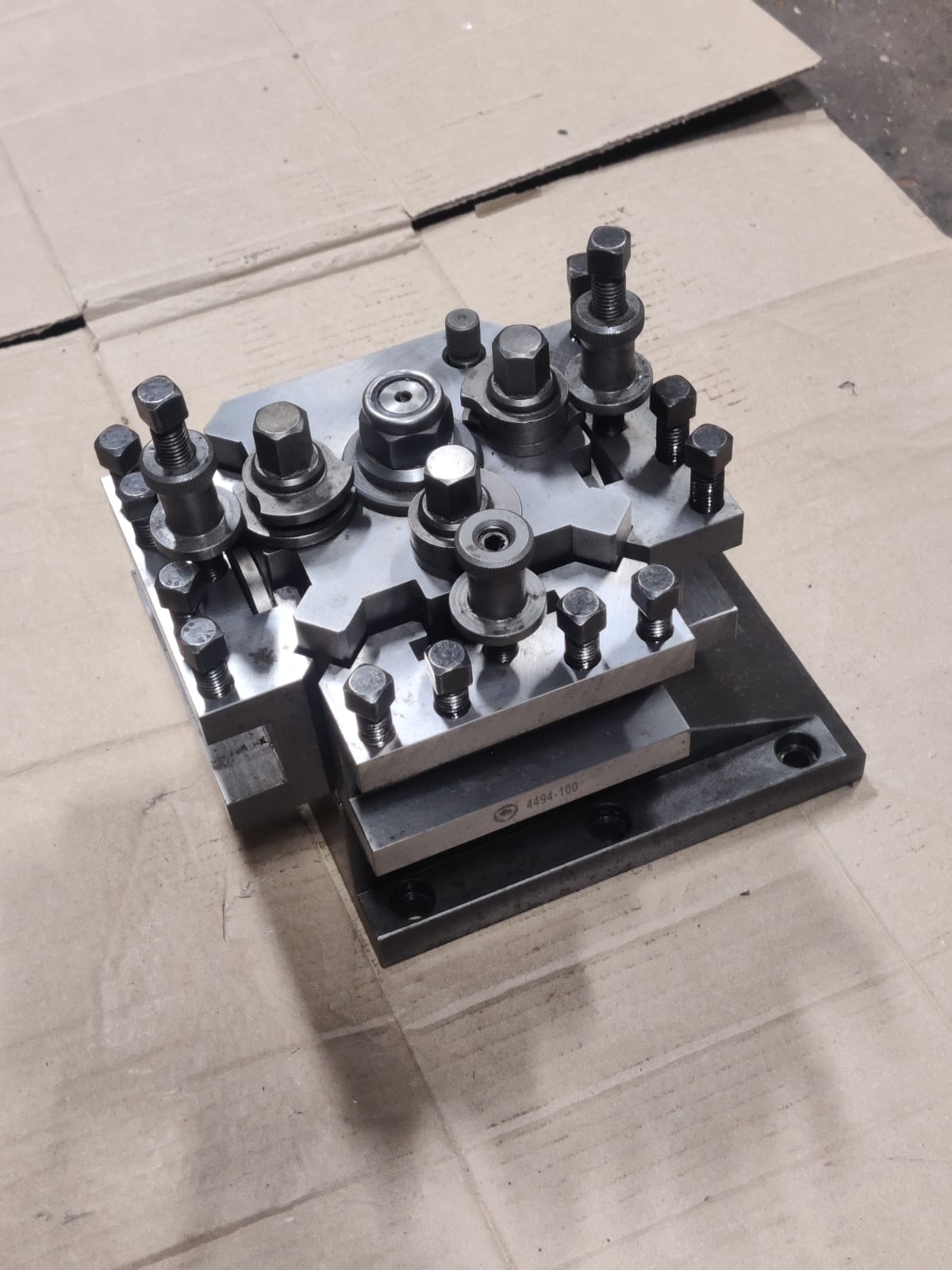 Lathes Accessories/Used Rear mounted Bison Quick Change Toolpost to suit XYZ SLX/RLX425 (4639)