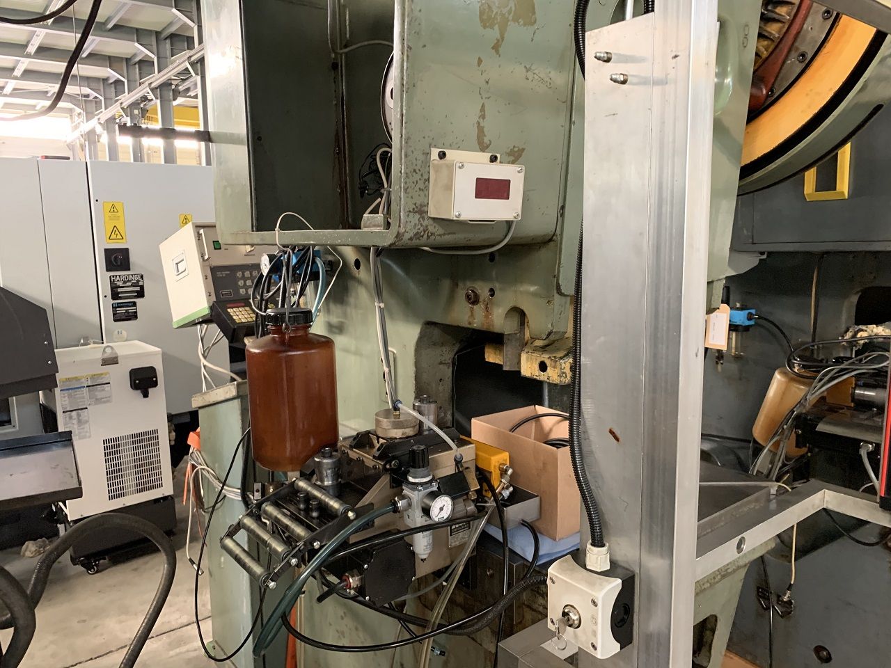 Presses (General)/PRESS BEUTLER TYPE PD 40