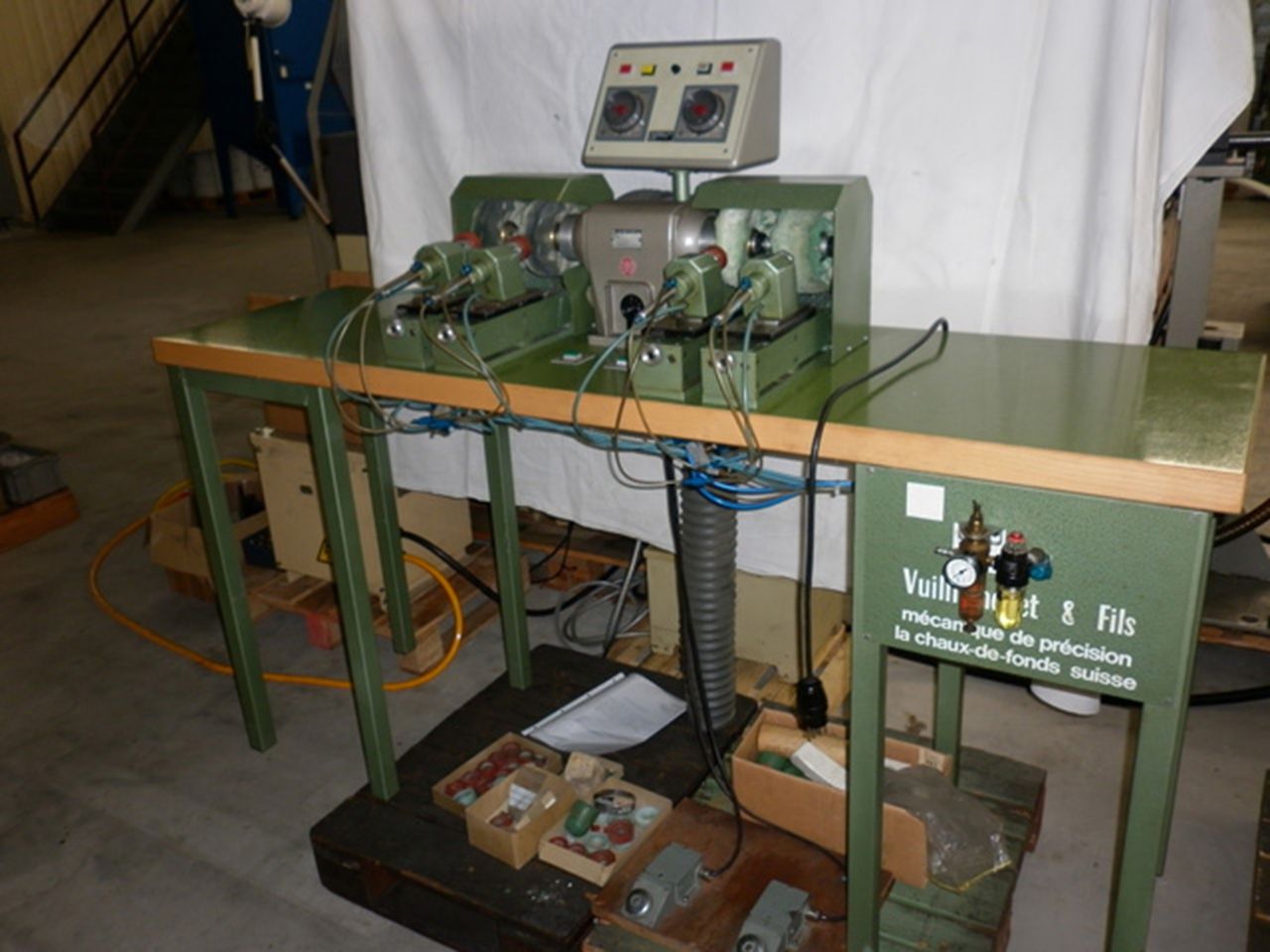 Polishing/POLISHING MACHINE VUILLIOMENET