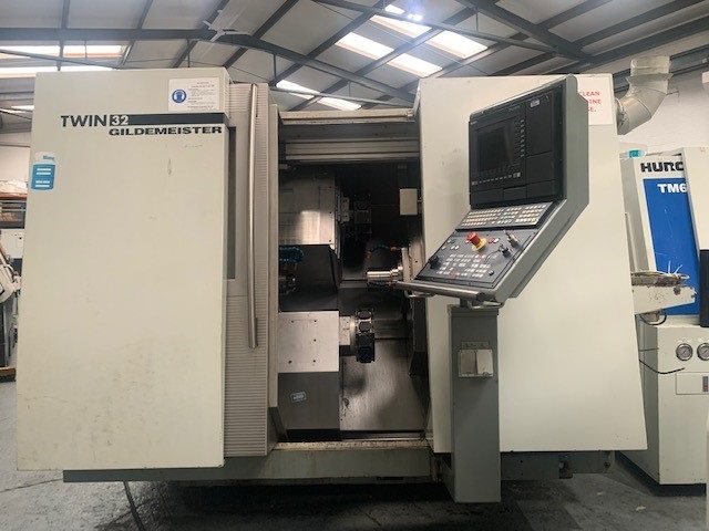 Centre Lathes/Gildemeister Twin 32