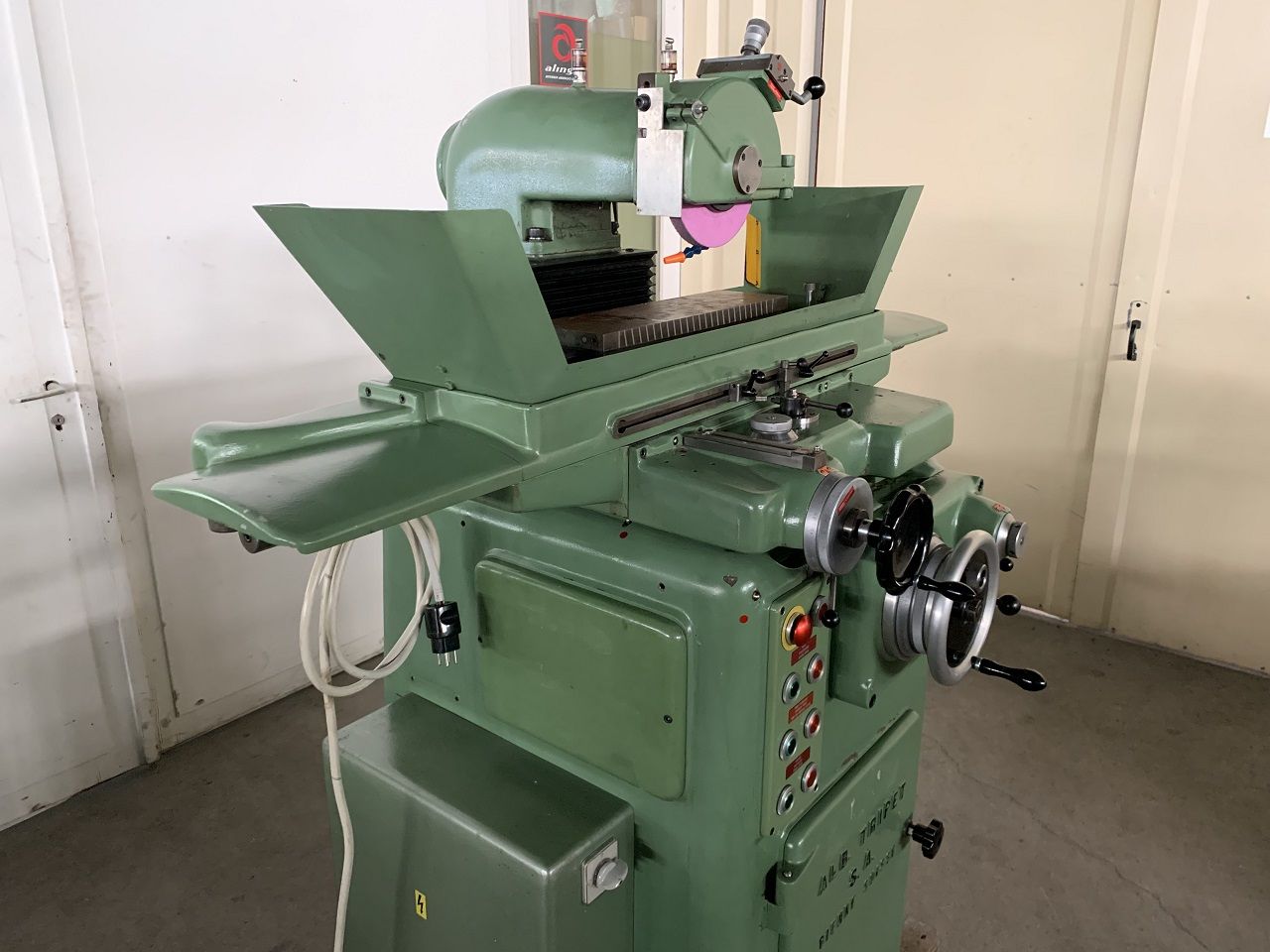 Surface Grinders/SURFACE GRINDING MACHINE TRIPET MHP-500