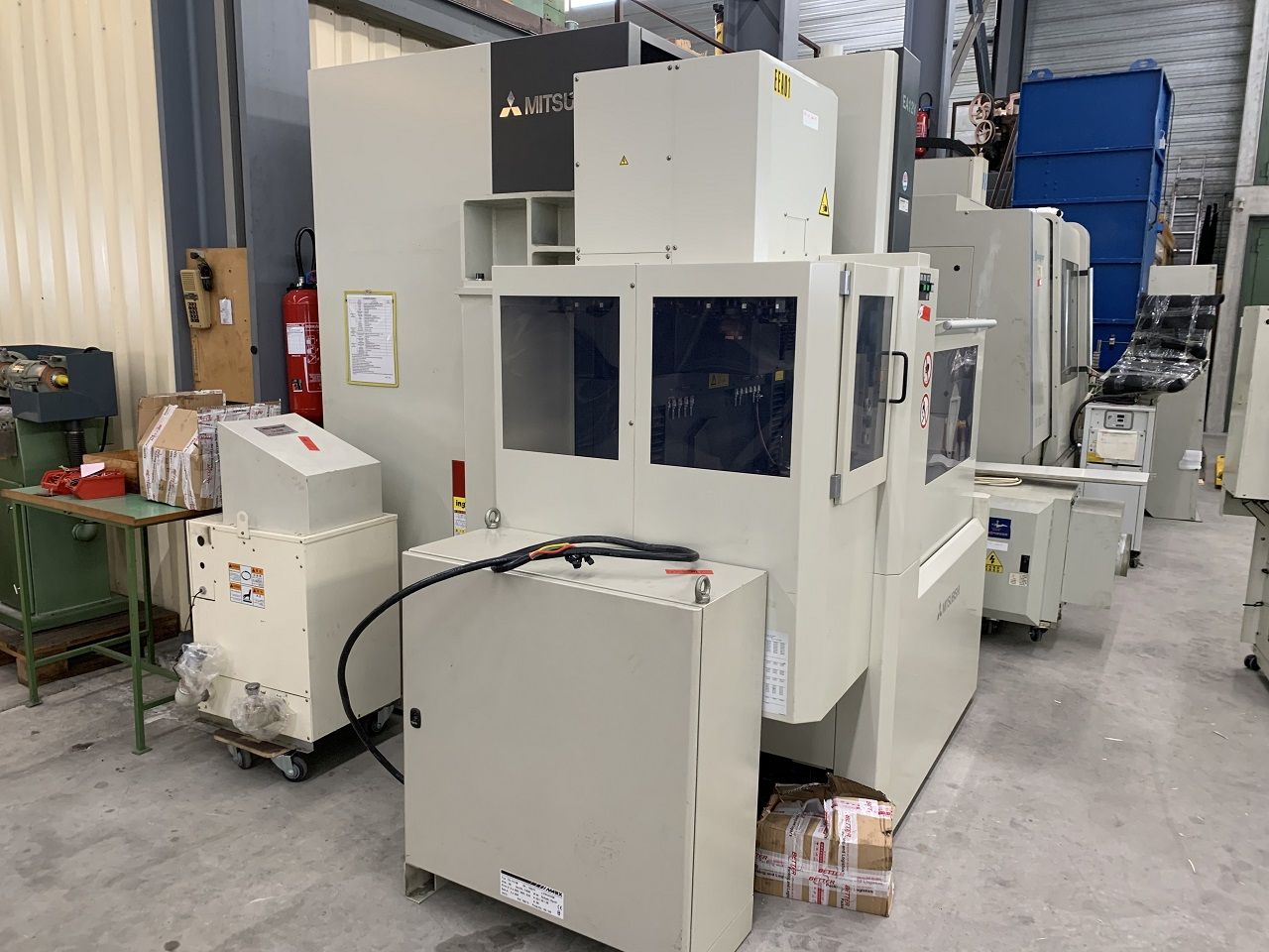 Electro Discharge Machining/ED-SINKING MACHINE MITSUBISHI TYPE EA12-VM