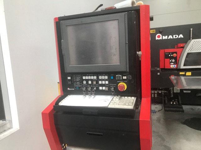 Laser Punching/Amada - EML 3610