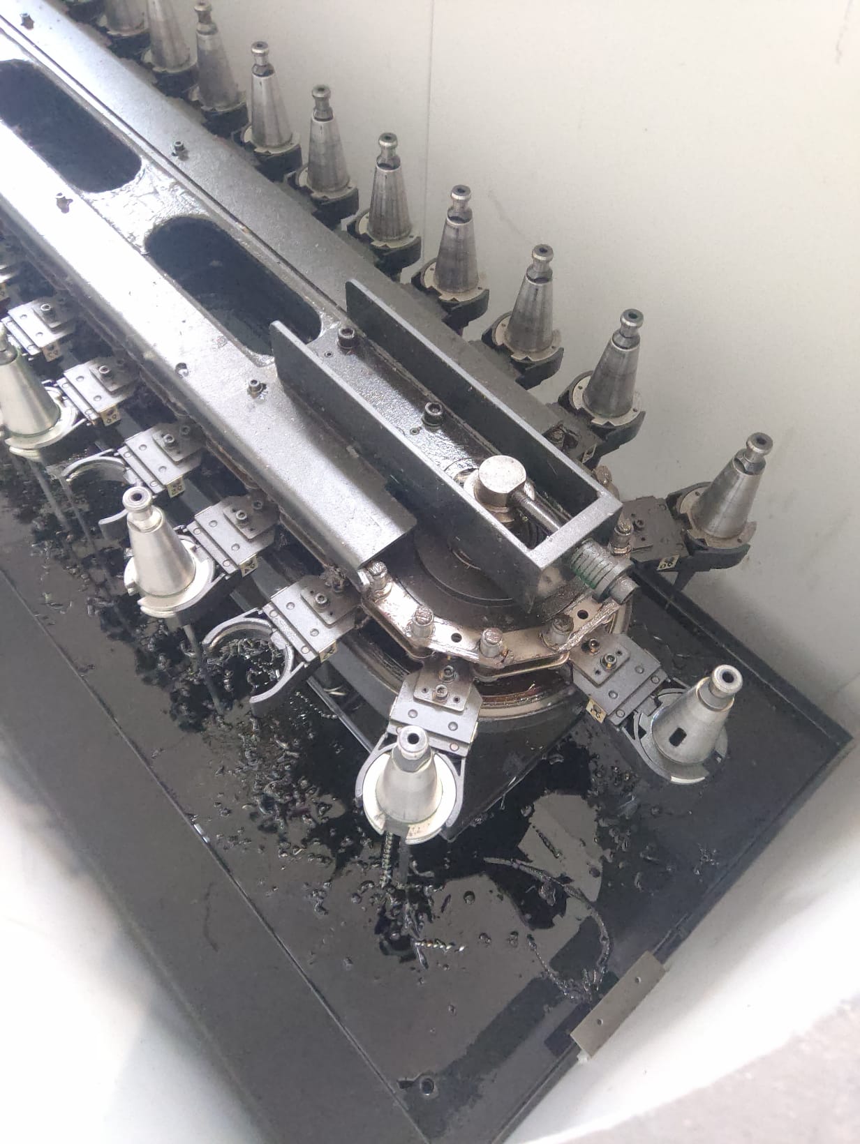 Vertical Machining Centres/CENTRO VERTICALE DOOSAN MOD. VC 630/5AX Cod.CV278-PS