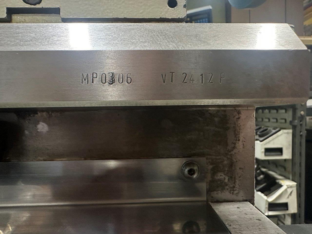 Gap Bed Lathes/Used Colchester Triumph 2500VS x 1250mm Gap Bed Lathe (4801)