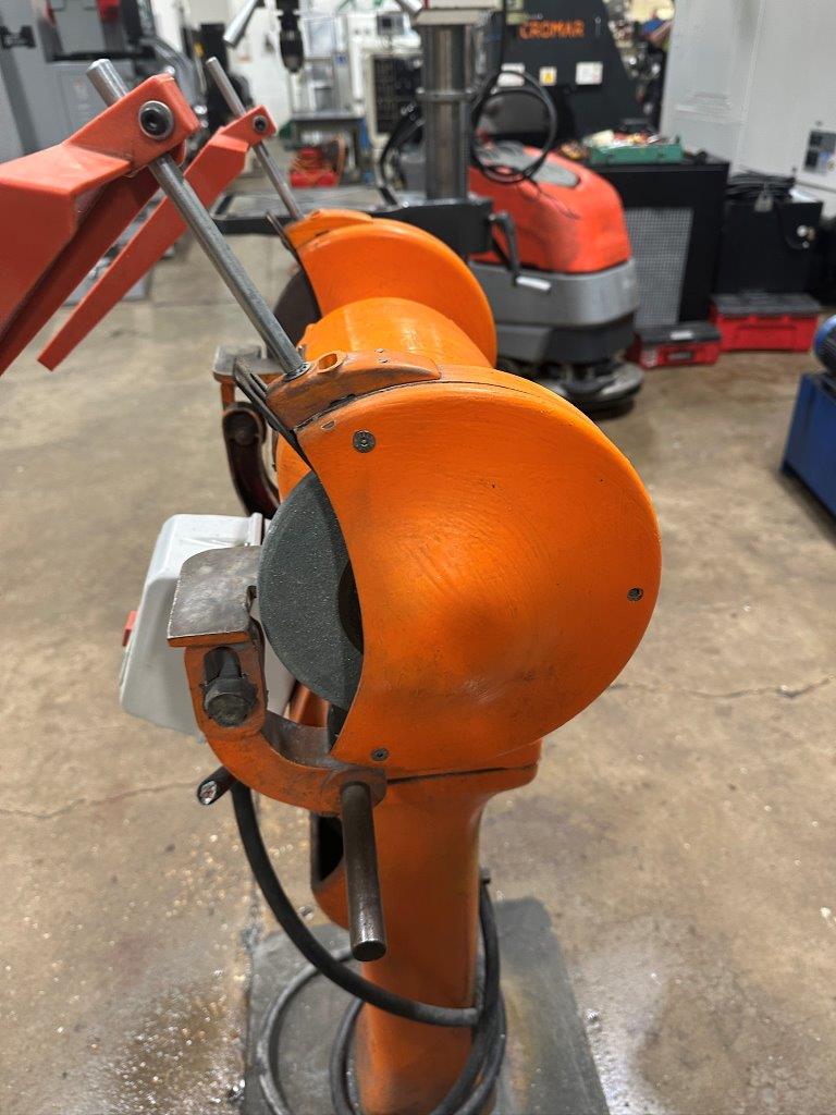 Double-Sided Grinder/Used Wolf 8" Double Ended Grinder (4902)