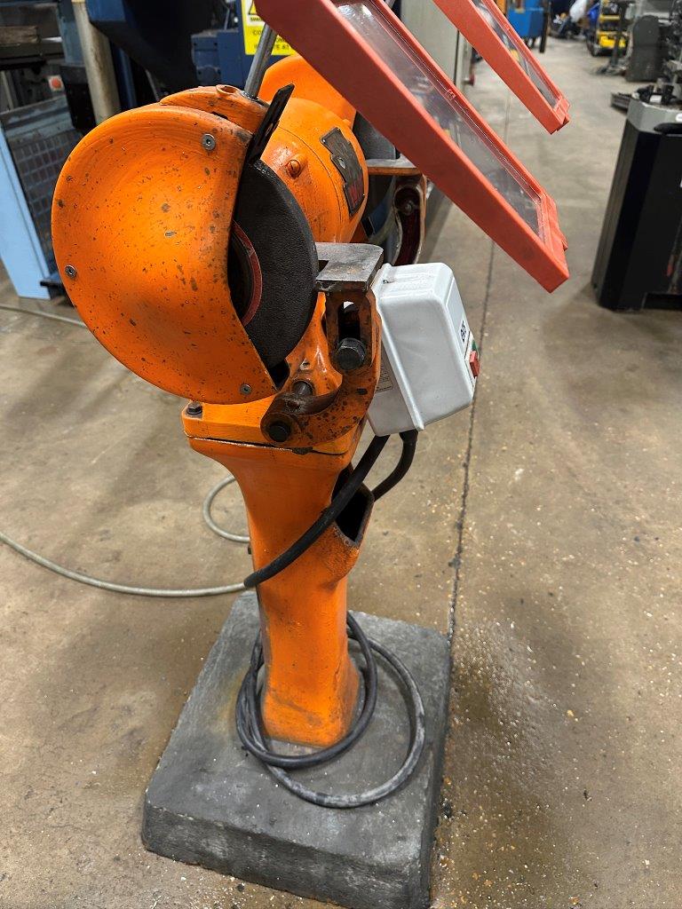 Double-Sided Grinder/Used Wolf 8" Double Ended Grinder (4902)