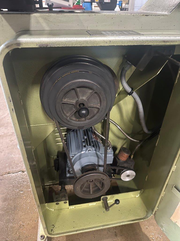 Vertical Bandsaws/Used Startrite 30RWS Vertical Bandsaw (4896)