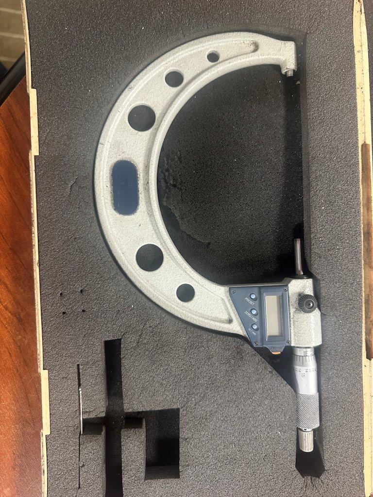 Miscellaneous/Used Mitutoyo Digital Micrometers (4927)