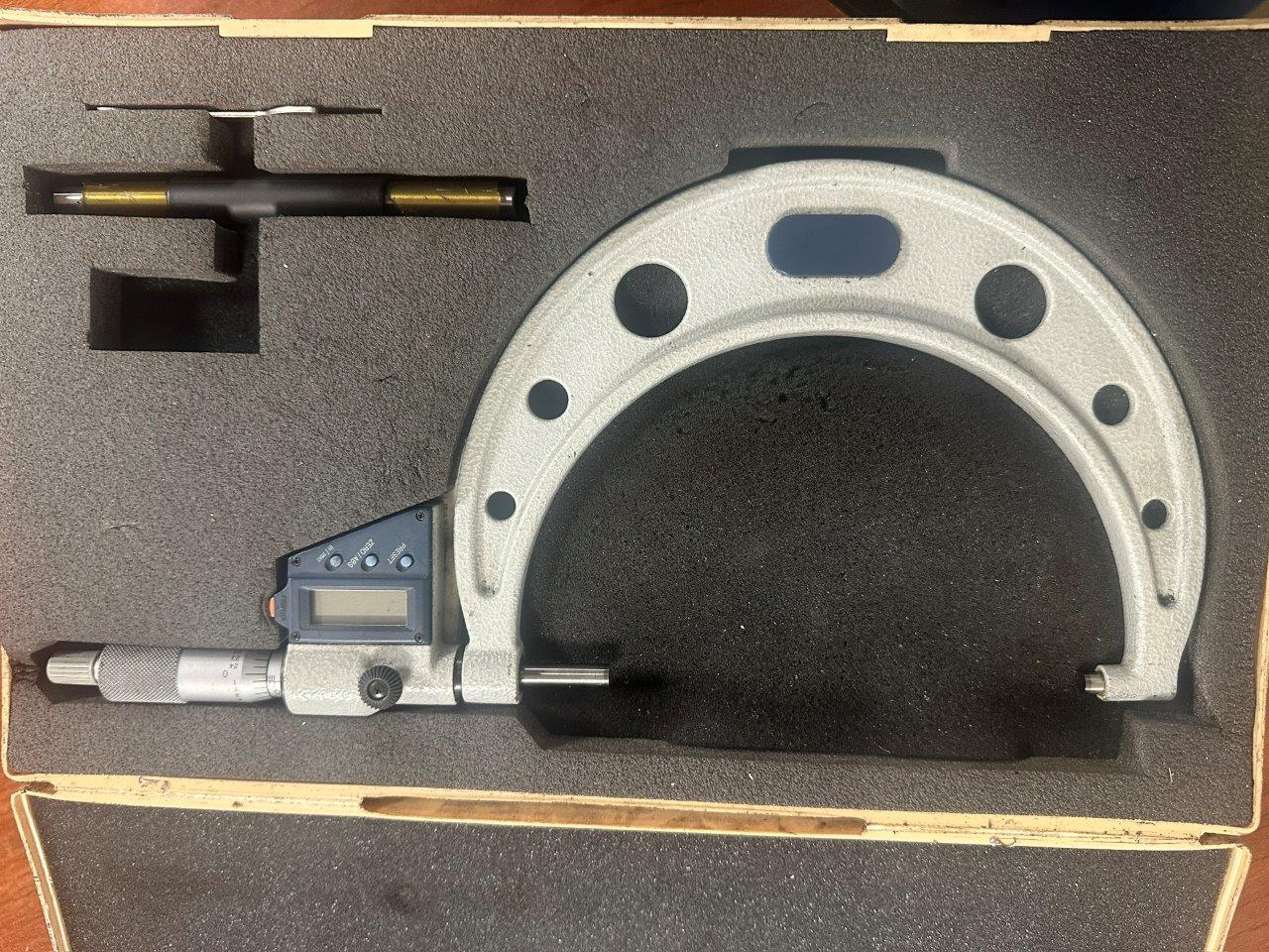 Miscellaneous/Used Mitutoyo Digital Micrometers (4927)