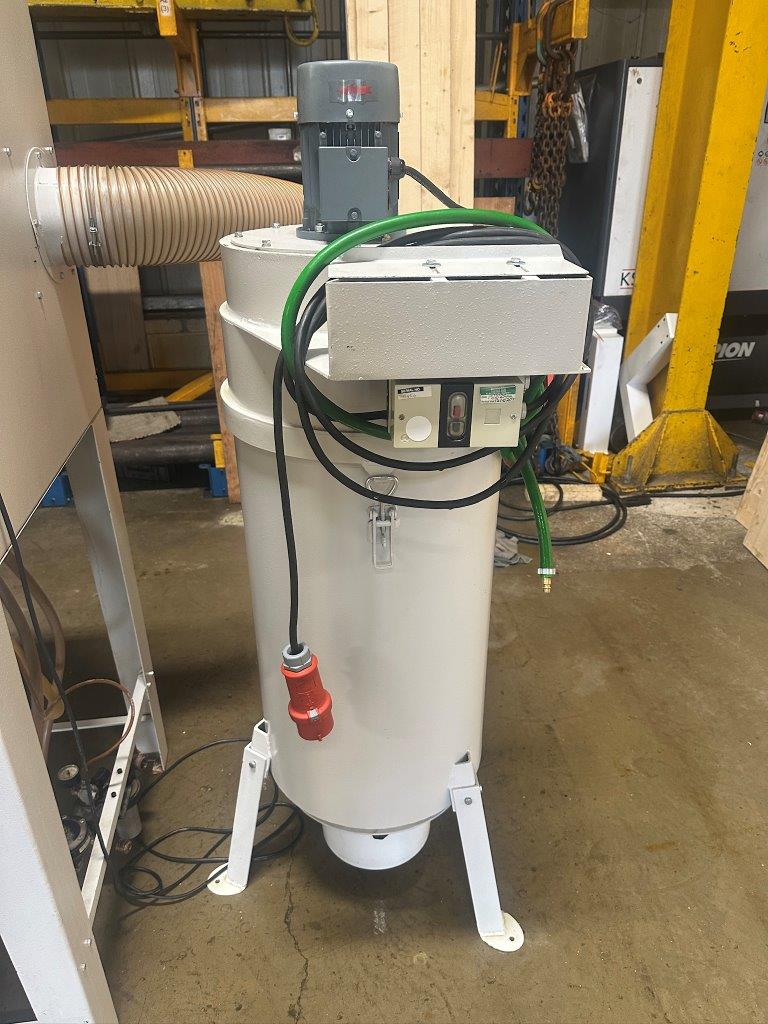 Finishing/Used Clemco Blast Cabinet (4816)