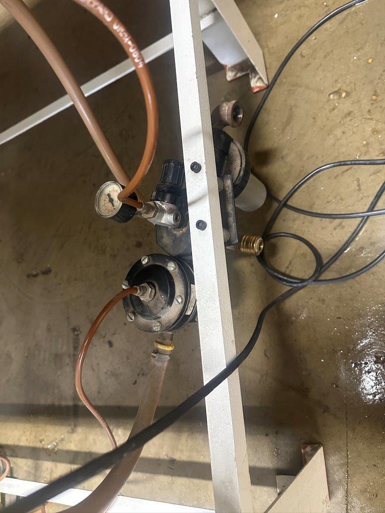 Finishing/Used Clemco Blast Cabinet (4816)