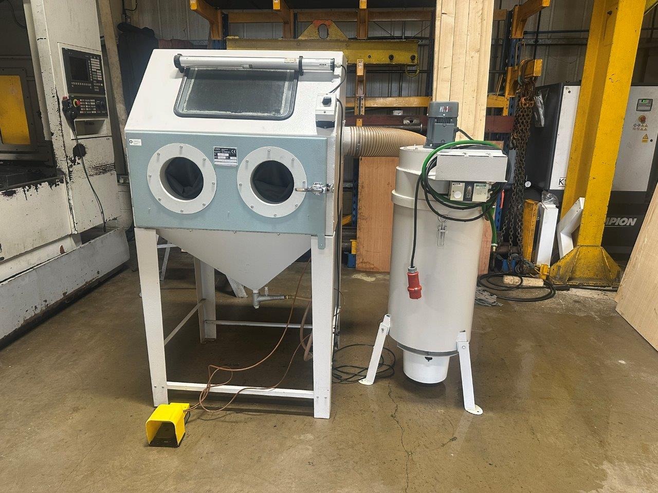 Finishing/Used Clemco Blast Cabinet (4816)