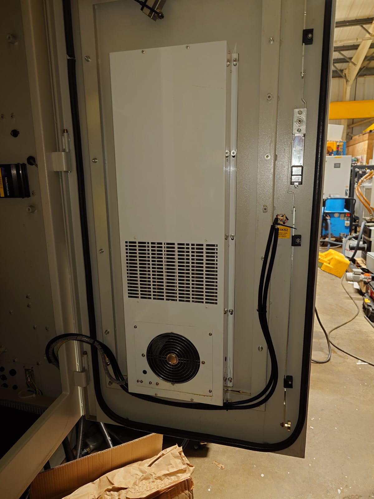 Vertical Machining Centres/Used Hardinge XR300 5AX 5-axis CNC Machining Centre (4526)